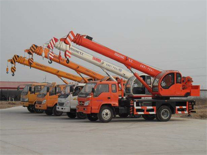 恩施市设备出现故障导致停工，怎么处理？是否有备用设备替换？