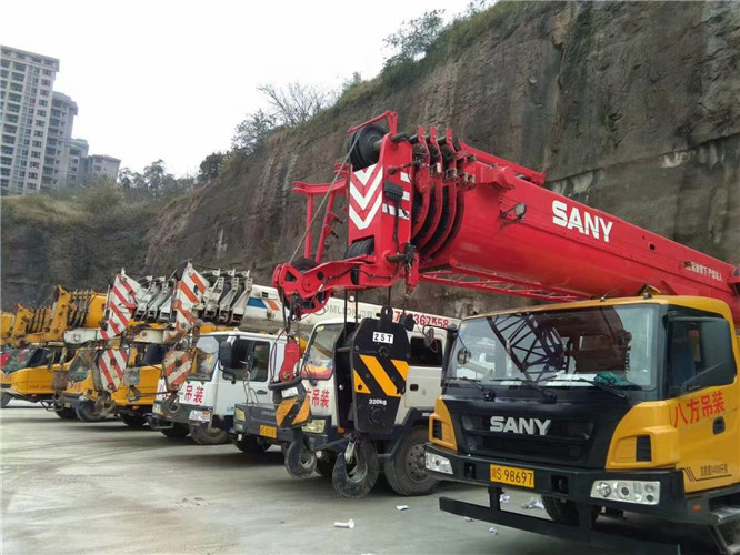 恩施市吊车出租按什么计费？台班费、单次费、里程费怎么算？